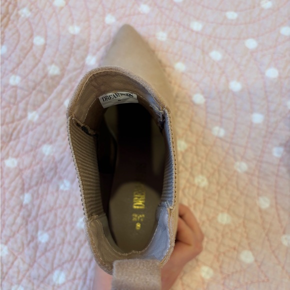 Dream Pairs Tan Heeled Boots - Picture 6 of 6